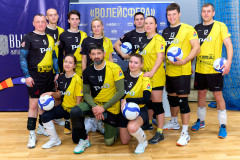 В рамках реализации программы «Волейсфера», которая осуществляется при поддержке Российского спортивного фонда и Всероссийской федерации волейбола, дворец спорта «Янтарный» получил новые мячи!