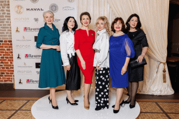 Участницы программы «Балтийское долголетие» приняли участие в Национальном конкурсе красоты и таланта «Мисс и Миссис Калининград 2026»