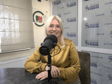Настраиваем волну 105.2!