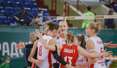 Матч Лиги Чемпионов по волейболу среди женских команд