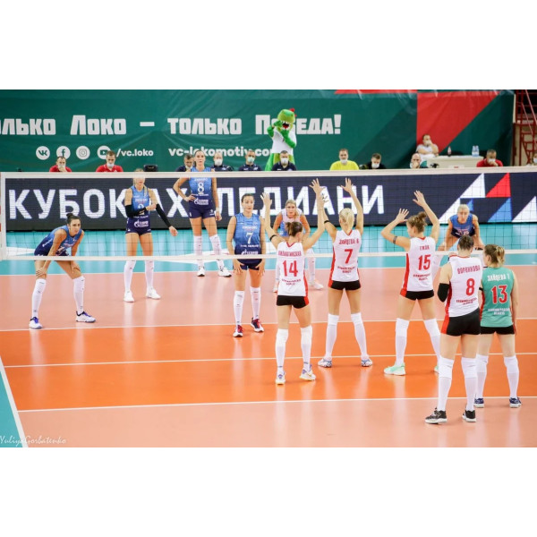 Игра между командами «Локомотив» – «Метар»
