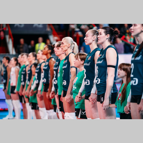 Чемпионат России по волейболу среди женских команд (Суперлига) Чемпионат России по волейболу среди женских команд (Суперлига)